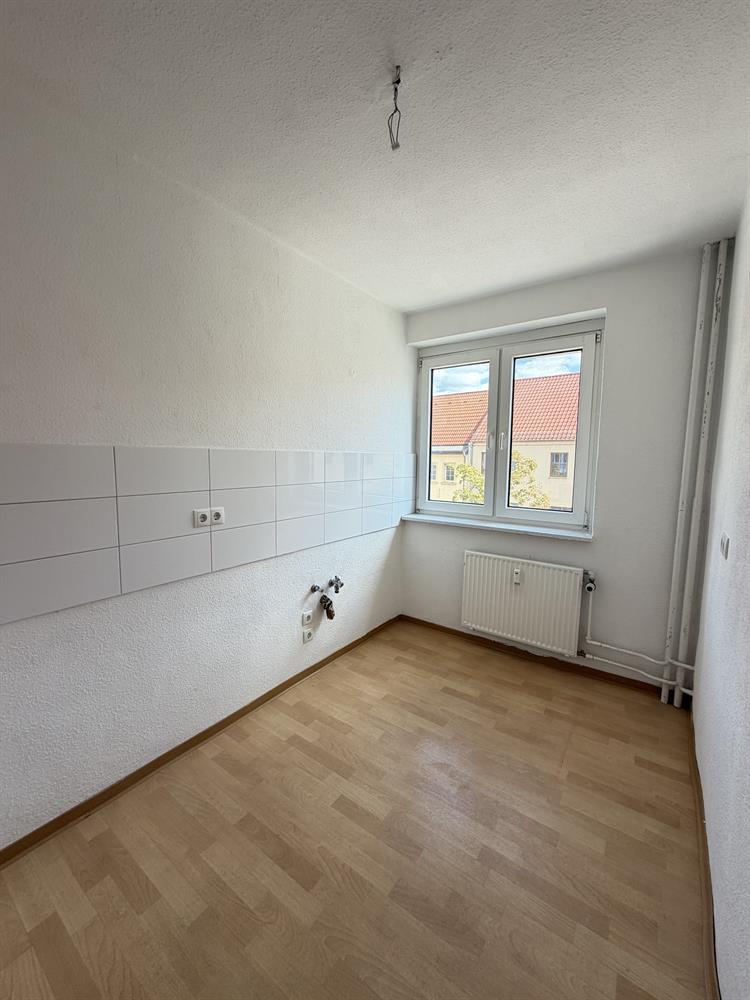 2 Raum- Wohnung in Bitterfelder Innenstadt - Photo 2